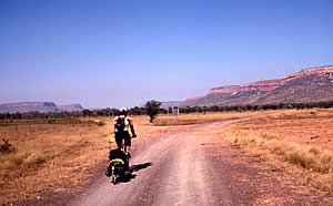 Heading into the Cockburn Ranges